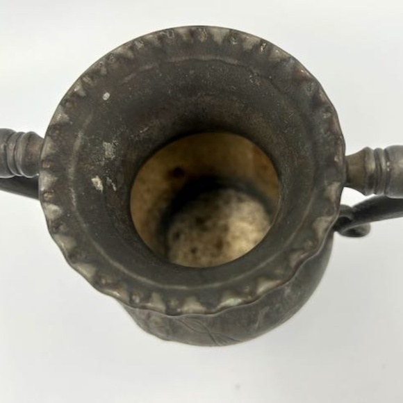 Antique Wilcox Silverplate Quadruple Plate Vase Urn 4" Snake-Scale Handles - Picture 6 of 10